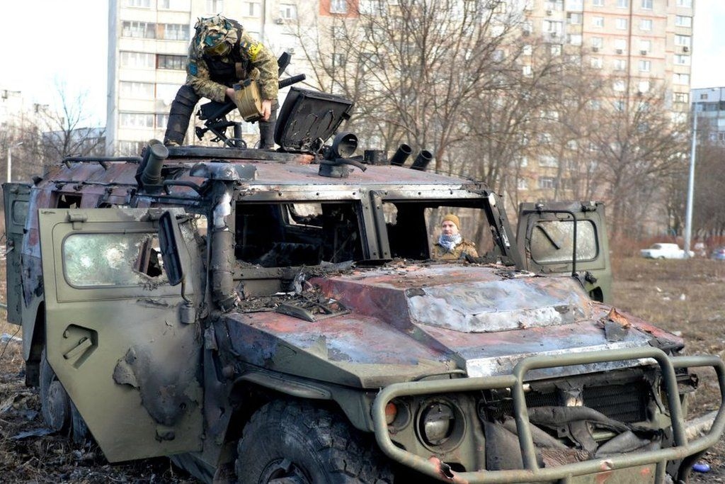 Ukraine tiến về Đông Bắc Kharkov, Nga tuyên bố phá hủy trạm biến áp trong khu vực